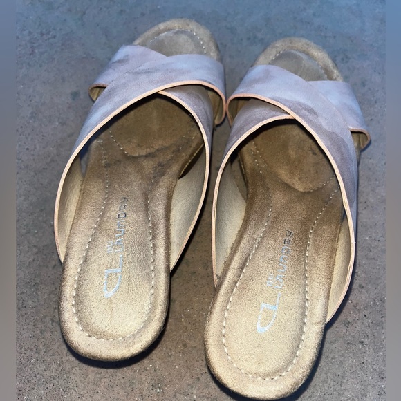 CL by Laundry Wedges 🌵7.5 - Picture 5 of 13